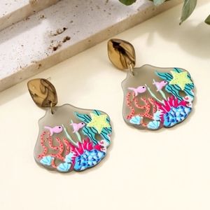 📢 4/$15 Sea Shell Acrylic Dangle Earrings